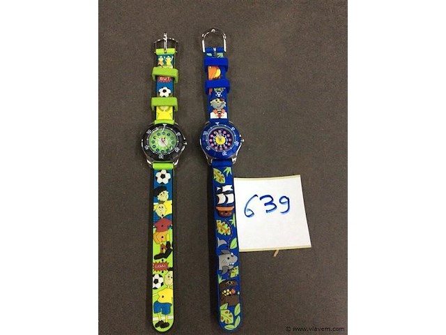 Kinder uurwerken 2stuks ( oud/nieuw) - afbeelding 1 van  2