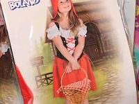 Kindercarnavals producten aan zeven stellingdelen. 225 kostuums in grote diversiteit w.o. tien paar schoene... - afbeelding 6 van  17