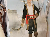 Kindercarnavals producten aan zeven stellingdelen. 225 kostuums in grote diversiteit w.o. tien paar schoene... - afbeelding 16 van  17