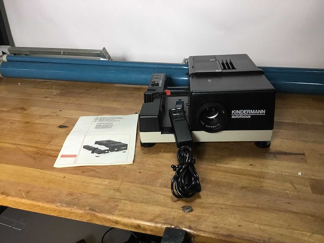Kindermann - diaprojector - projectors & projection - afbeelding 1 van  7