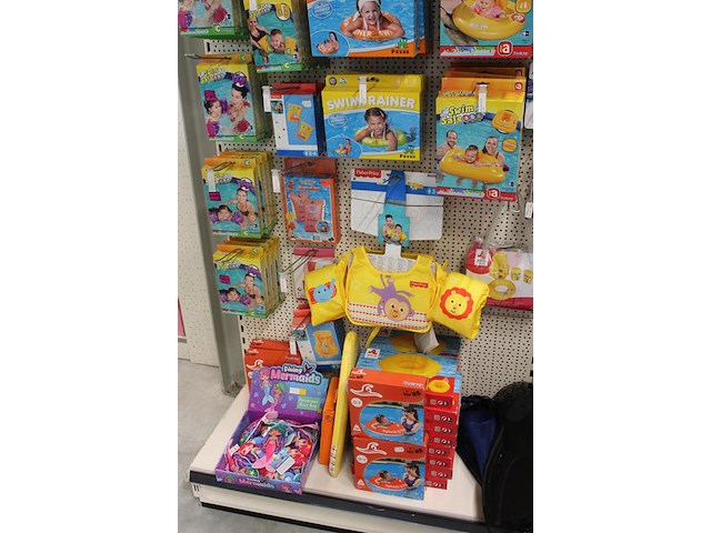 Kinders veiligheid zwemdrijfmiddelen vnl. bestway en jilong w.o. boeien, zwembandjes- en vestjes, zitkussen... - afbeelding 3 van  3