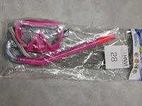 Kindersnorkelset bestway bestaande uit snorkel, zwemvliezen en bril. - afbeelding 2 van  2
