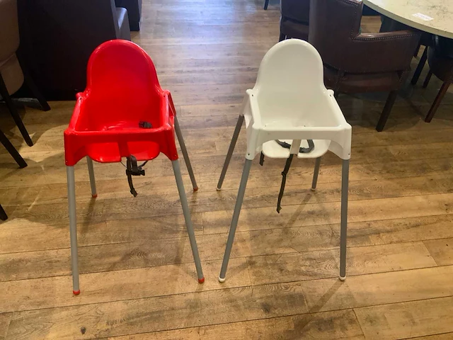 Kinderstoeltje (2x) - afbeelding 1 van  3