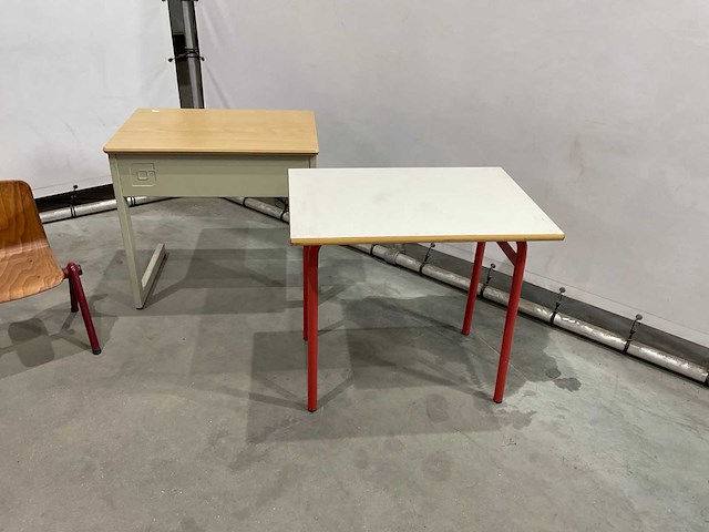 Kinderstoeltjes en tafeltjes - afbeelding 7 van  7