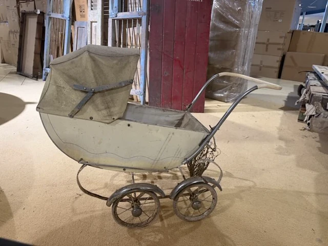 Kinderwagen decoratie créme - afbeelding 2 van  4