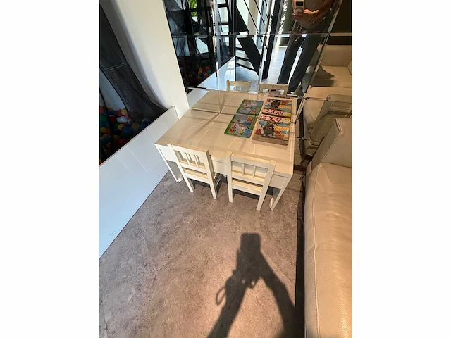 Kinderzitje - kindertafel met 2 stoeltjes - afbeelding 1 van  3