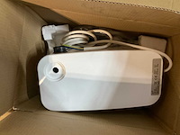 Kinematic douchebak 90 x 90 met opvoerpomp - afbeelding 3 van  3