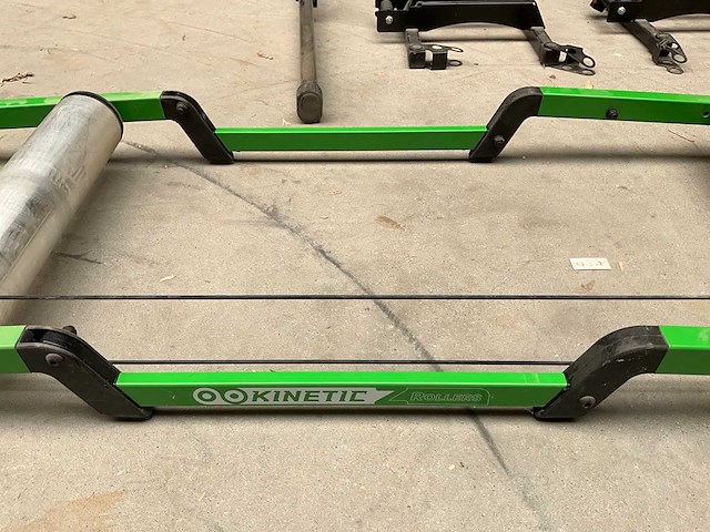 Kinetic / fluid primo fietstraininers + fietsstatieven - afbeelding 5 van  5