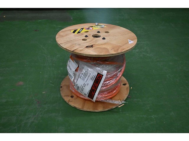 Kinetix 2090-csbm1de-14aa45 45-meter signaalkabel rol - afbeelding 1 van  3