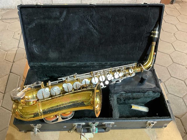 King 613 saxofoon - afbeelding 1 van  7