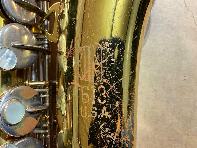King 613 saxofoon - afbeelding 2 van  4