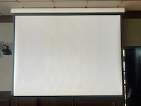 Kingpin - projectiescherm met afstandsbediening - afbeelding 1 van  4