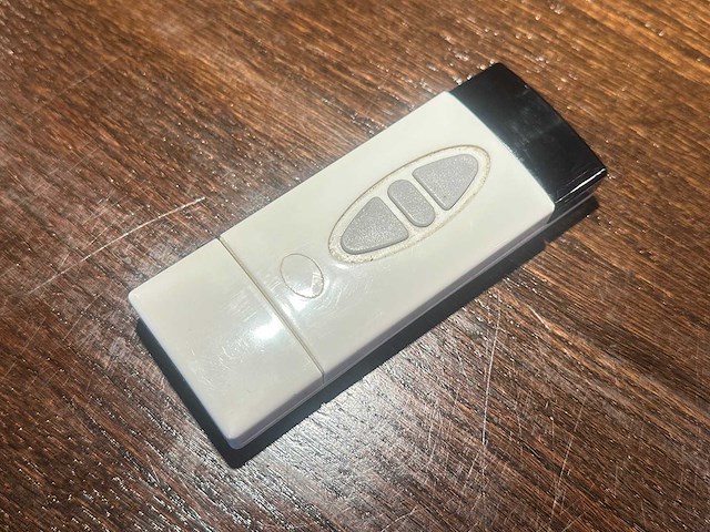 Kingpin - projectiescherm met afstandsbediening - afbeelding 4 van  4