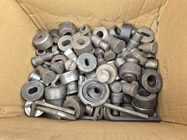Kingsland - 70xs - hydraulische pons-knipmachine - afbeelding 19 van  20
