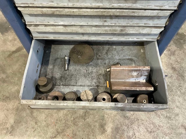 Kingsland compact 60 pons- en knipmachine - afbeelding 8 van  18