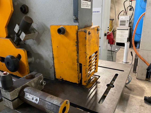 Kingsland compact 60 pons- en knipmachine - afbeelding 16 van  18