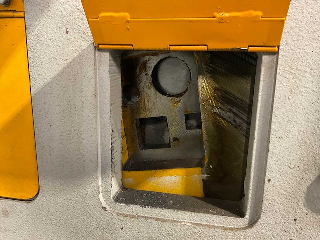 Kingsland compact 60 pons- en knipmachine - afbeelding 17 van  18