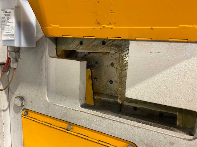 Kingsland compact 60 pons- en knipmachine - afbeelding 18 van  18