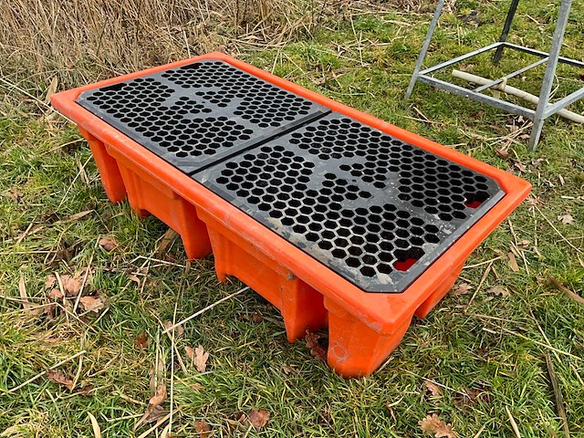 Kingspan 220ltr kunststof lekbak - afbeelding 2 van  6