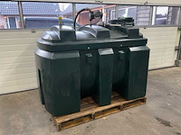 Kingspan bt 2500 diesel tank - afbeelding 1 van  6