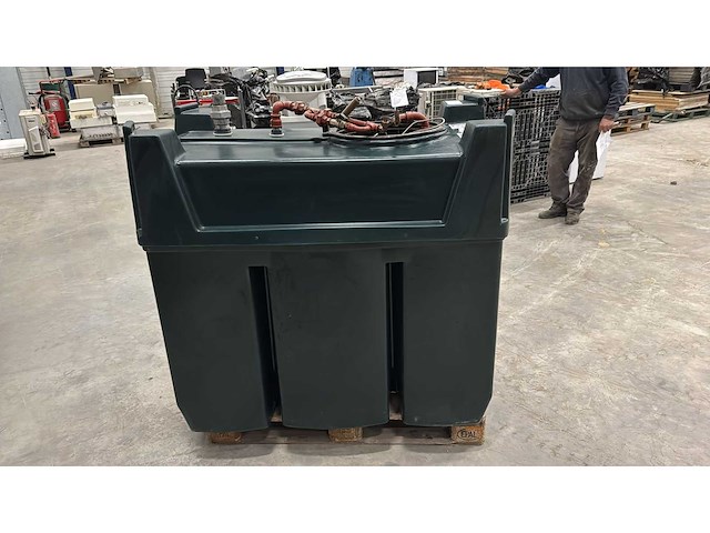Kingspan dieseltank 600 liter - afbeelding 11 van  12