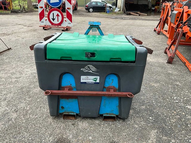 Kingspan truckmaster kunststof brandstoftank - afbeelding 2 van  6