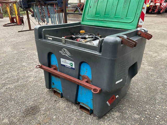 Kingspan truckmaster kunststof brandstoftank - afbeelding 5 van  6