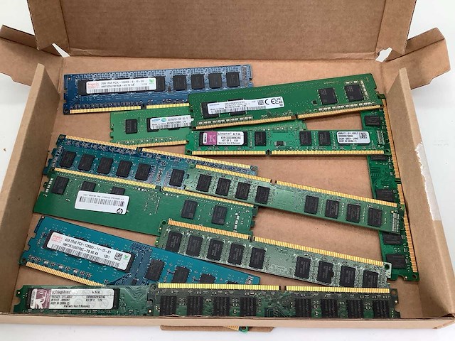 Kingston hynix samsung 8gb ddr4 + 4gb ddr3 + 2gb ddr3 mix desktop geheugen - afbeelding 2 van  2