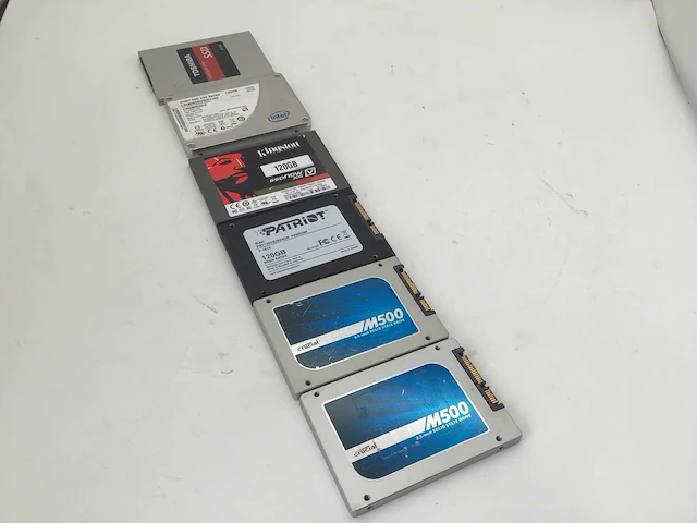 Kingston toshiba crucial intel 120gb sata ssd interne hardeschijf (6x) - afbeelding 1 van  5