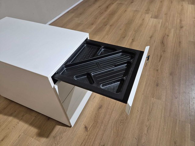 Kinnarps - kantoor - ladekast - office - drawer cabinet - afbeelding 5 van  8