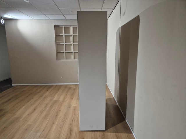 Kinnarps - kantoor - roldeurkast - office - filing cabinet - afbeelding 5 van  8