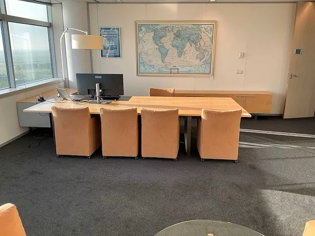Kinnarps bureau opstelling - afbeelding 1 van  13