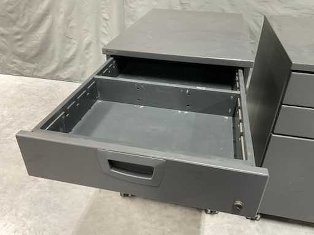 Kinnarps bureau set - afbeelding 9 van  10