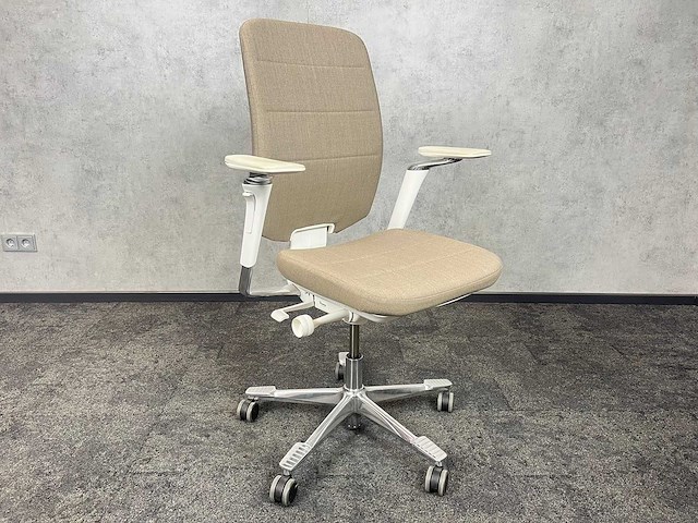Kinnarps capella - ergonomische bureaustoel - afbeelding 1 van  7