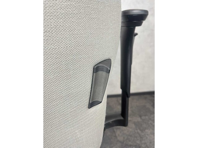 Kinnarps plus 6/8 - ergonomische bureaustoel - afbeelding 6 van  18