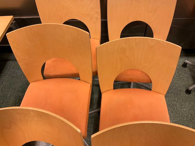 Kinnarps vergaderstoel met houten rugleuning (8x) - afbeelding 11 van  12