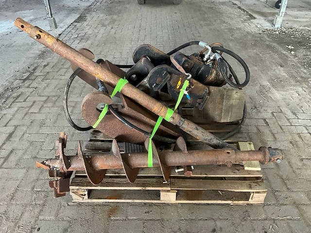 Kinshofer - as 10 - hydraulische grondboor - afbeelding 7 van  14