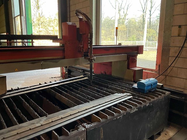 Kioke mx-4000dd cnc autogeen snij-installatie - afbeelding 11 van  16