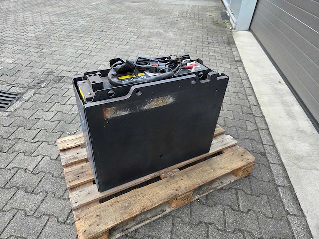 Kion - lithium ion battery 24v 205ah - afbeelding 1 van  5