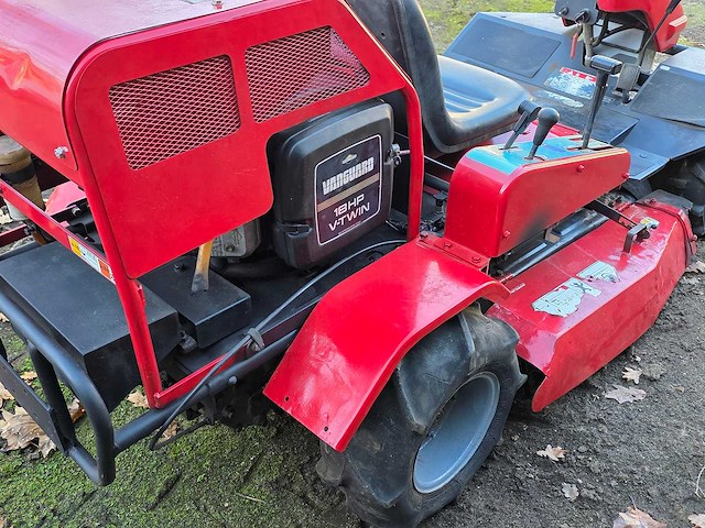 Kioritz orec rm98 - offroad maaier - ruwterrein - 98cm maaidek - zitmaaier - afbeelding 5 van  9