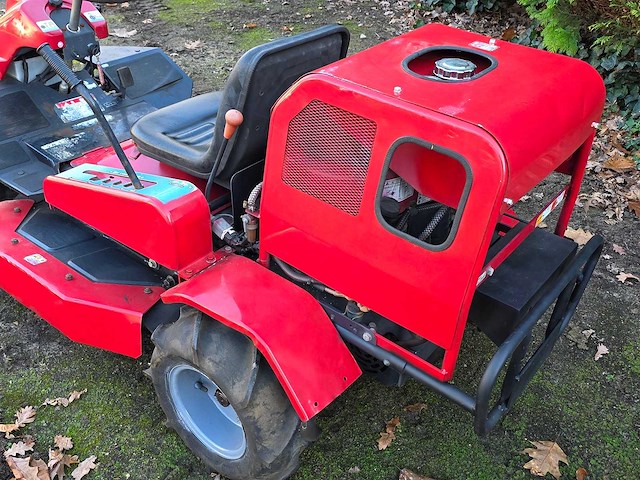 Kioritz orec rm98 - offroad maaier - ruwterrein - 98cm maaidek - zitmaaier - afbeelding 3 van  9