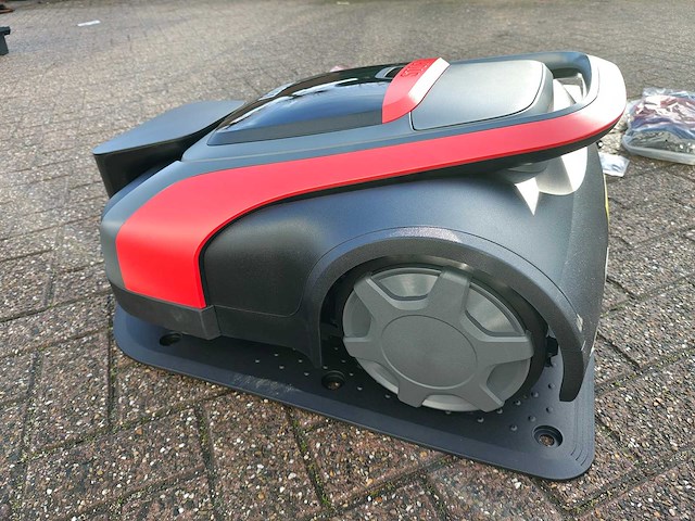 Kioti - l321hr - robotmaaier - afbeelding 1 van  15
