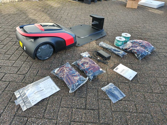 Kioti - l321hr - robotmaaier - afbeelding 8 van  15