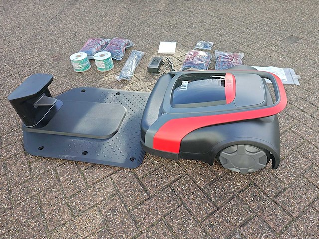 Kioti - l321hr - robotmaaier - afbeelding 13 van  15