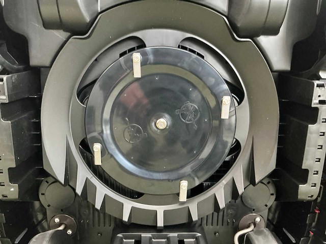 Kioti l321hr 3000m2 robotmaaier ongebruikt - afbeelding 4 van  19