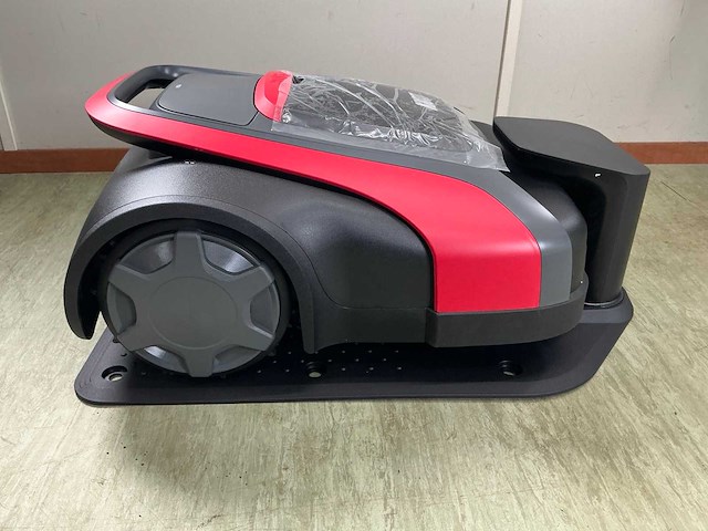 Kioti l321hr 3000m2 robotmaaier ongebruikt - afbeelding 17 van  19