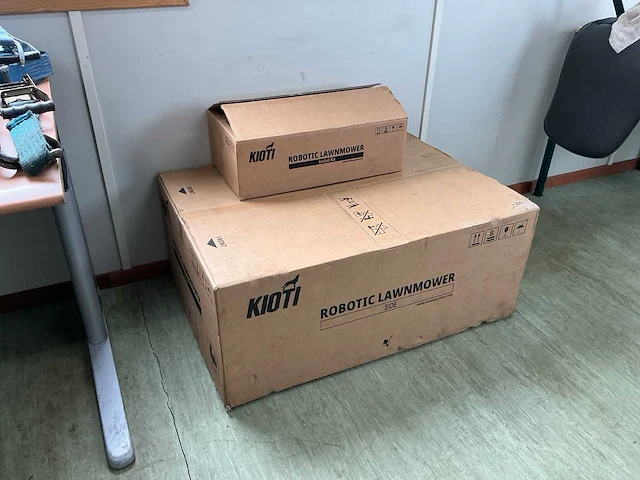 Kioti l321hr 3000m2 robotmaaier ongebruikt - afbeelding 10 van  19