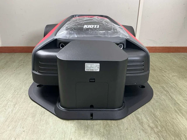 Kioti l321hr 3000m2 robotmaaier ongebruikt - afbeelding 12 van  12