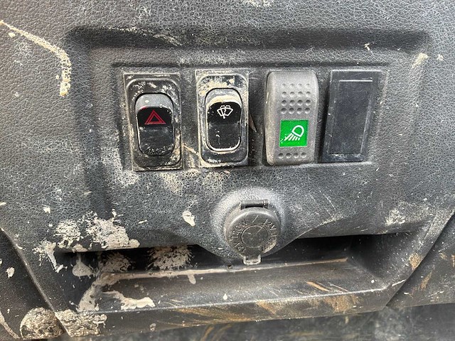 Kioti mec 2210 4x4 utiliteitsvoertuig - afbeelding 16 van  25