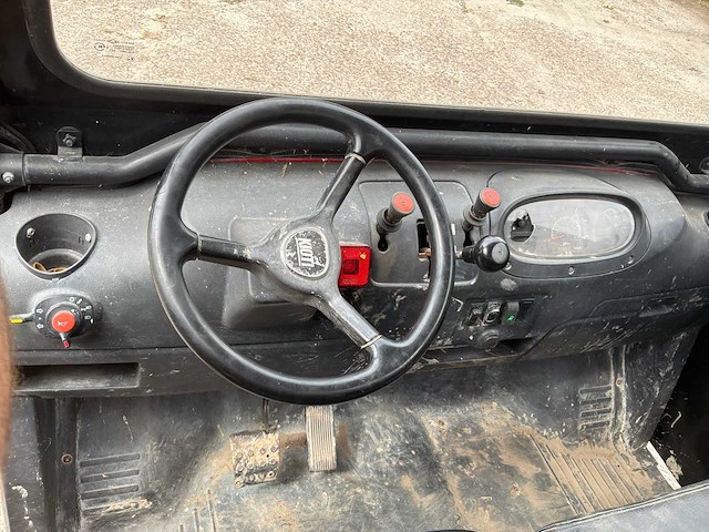 Kioti mec 2210 4x4 utiliteitsvoertuig - afbeelding 6 van  24